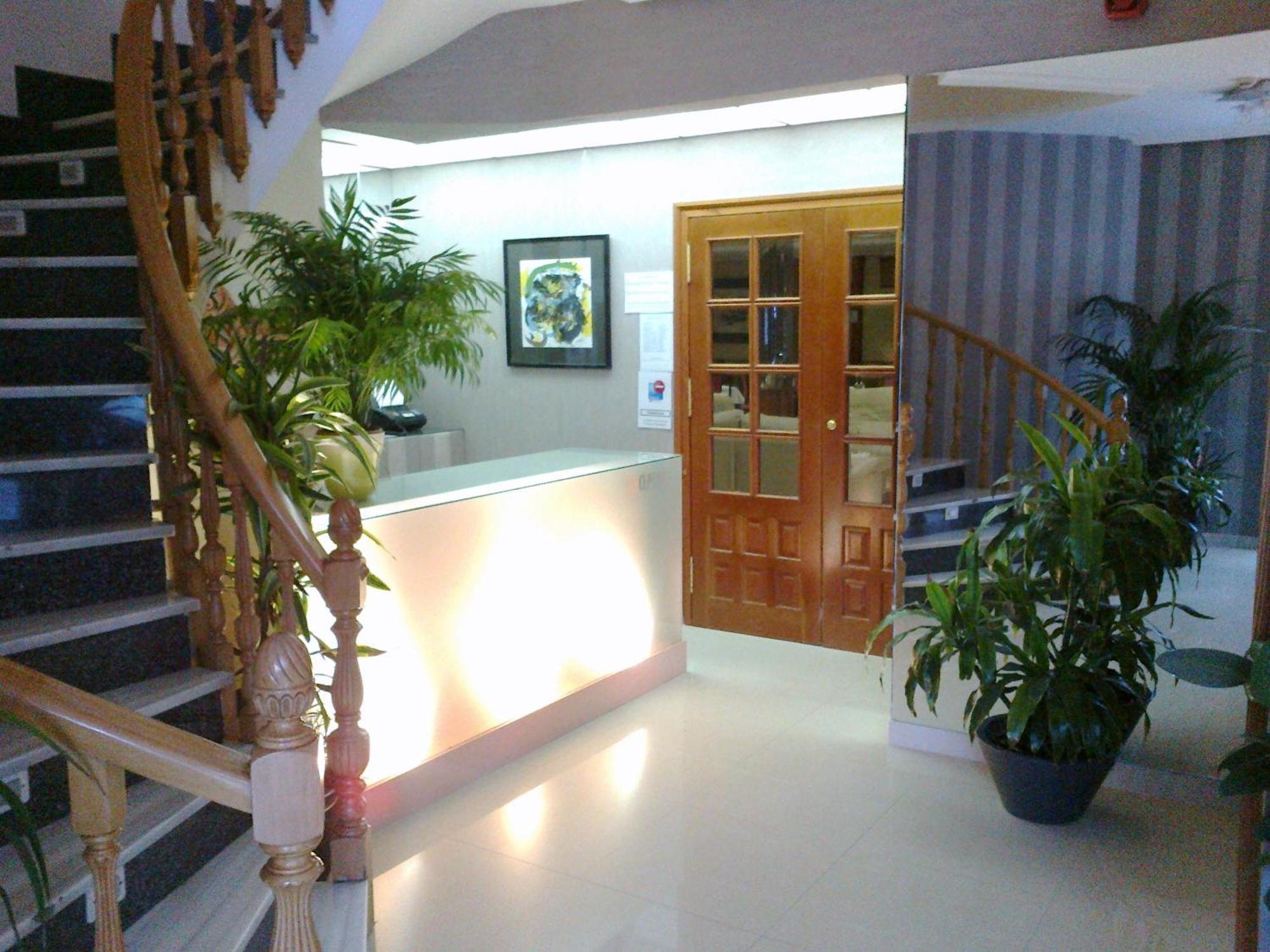 Hotel Anabel Baza Bagian luar foto
