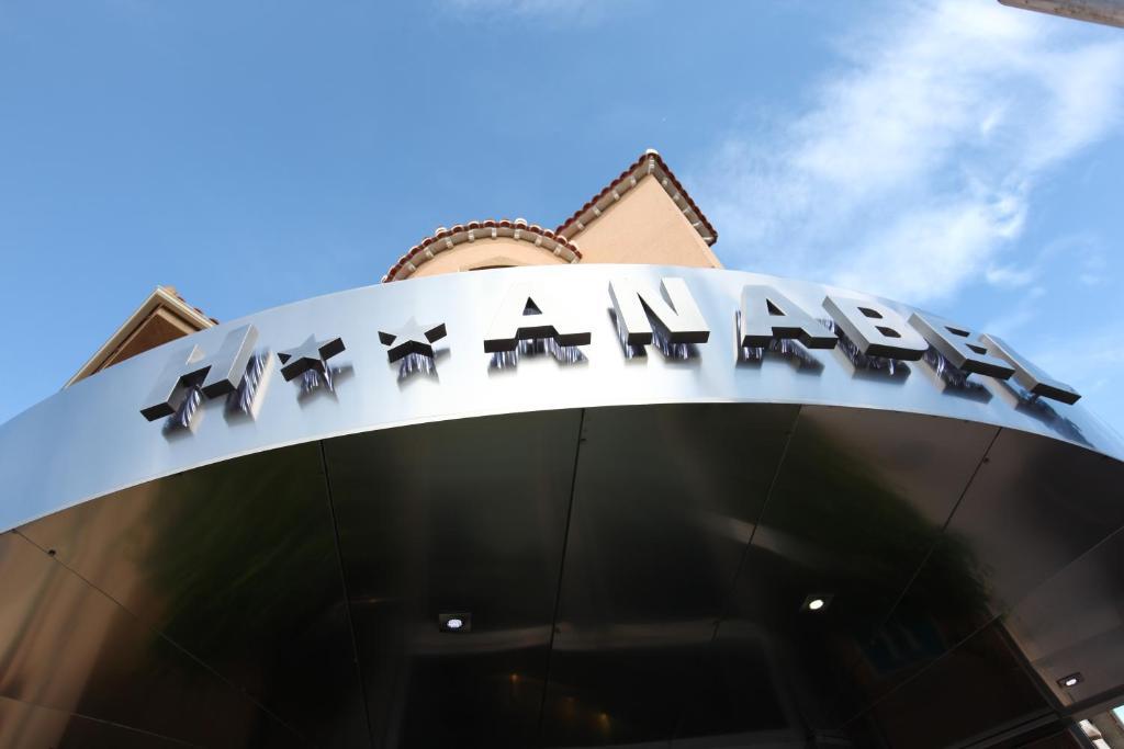 Hotel Anabel Baza Bagian luar foto