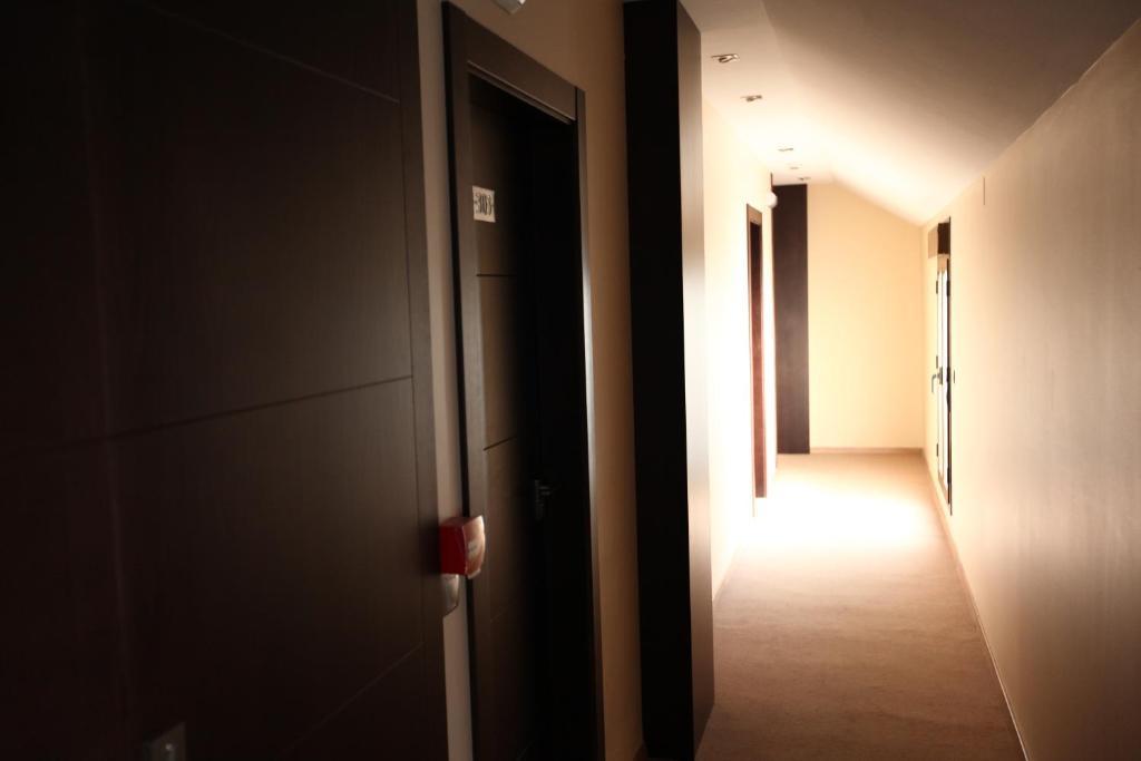 Hotel Anabel Baza Bagian luar foto